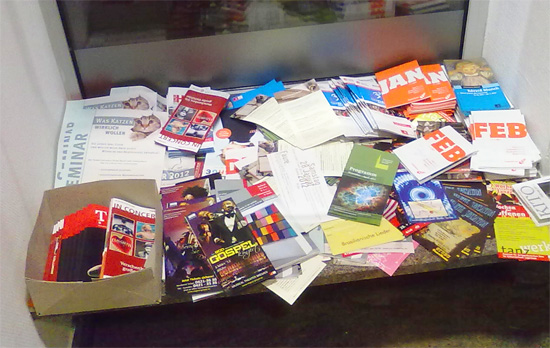 Flyer Chaos ohne Prospektständer