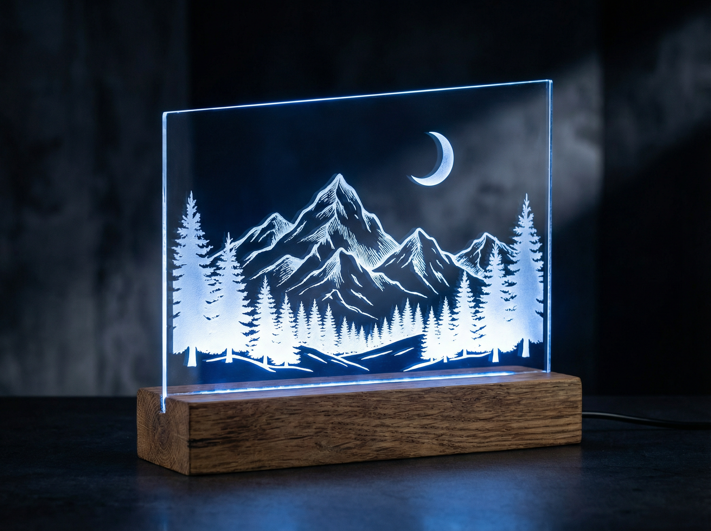 Leuchtende Lasergravur auf Acrylglas mit LED-Kantenbeleuchtung