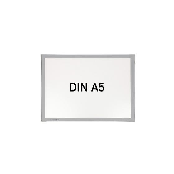 Plakatrahmen A5 mit Magnetverschluss in lichtgrau, Frontfolie abnehmbar, hoch oder quer montierbar